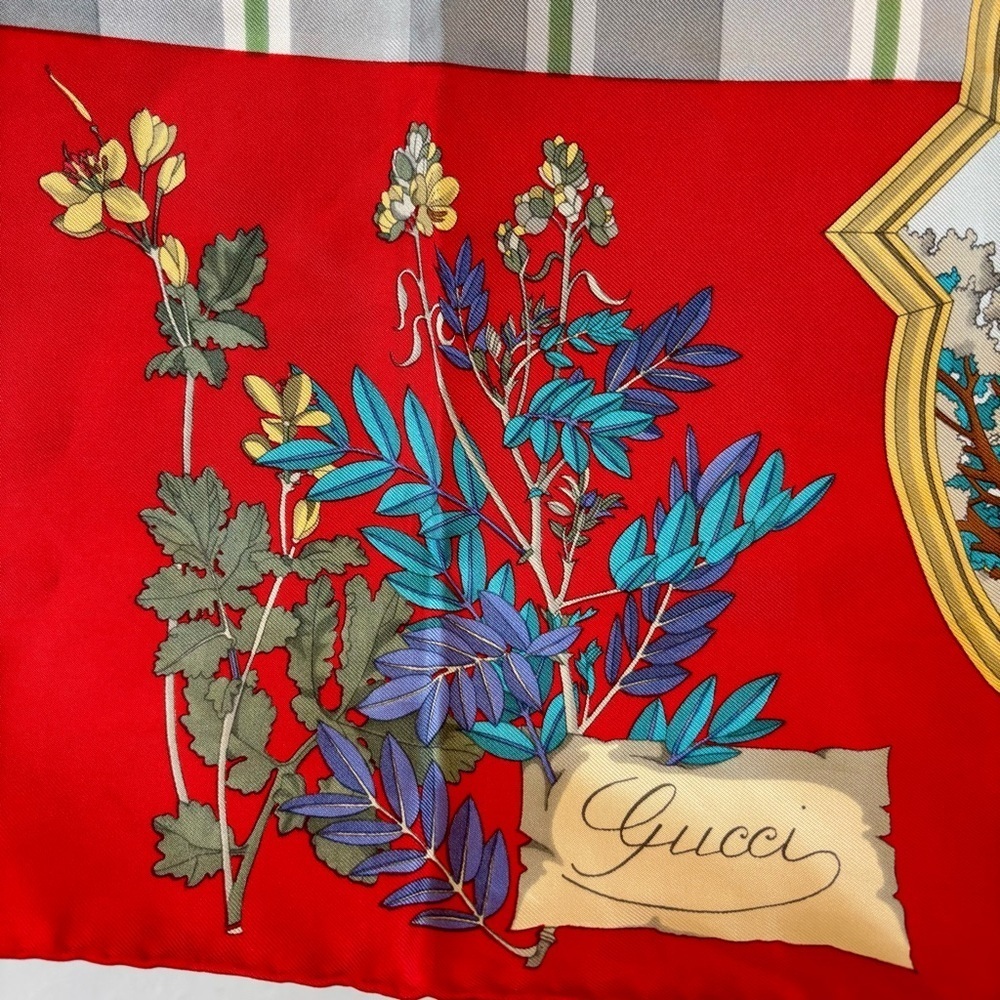 GUCCI Vintage Silk Scarf 34” Red Equestrian Hunting Print Italy - Picture 16 of 16